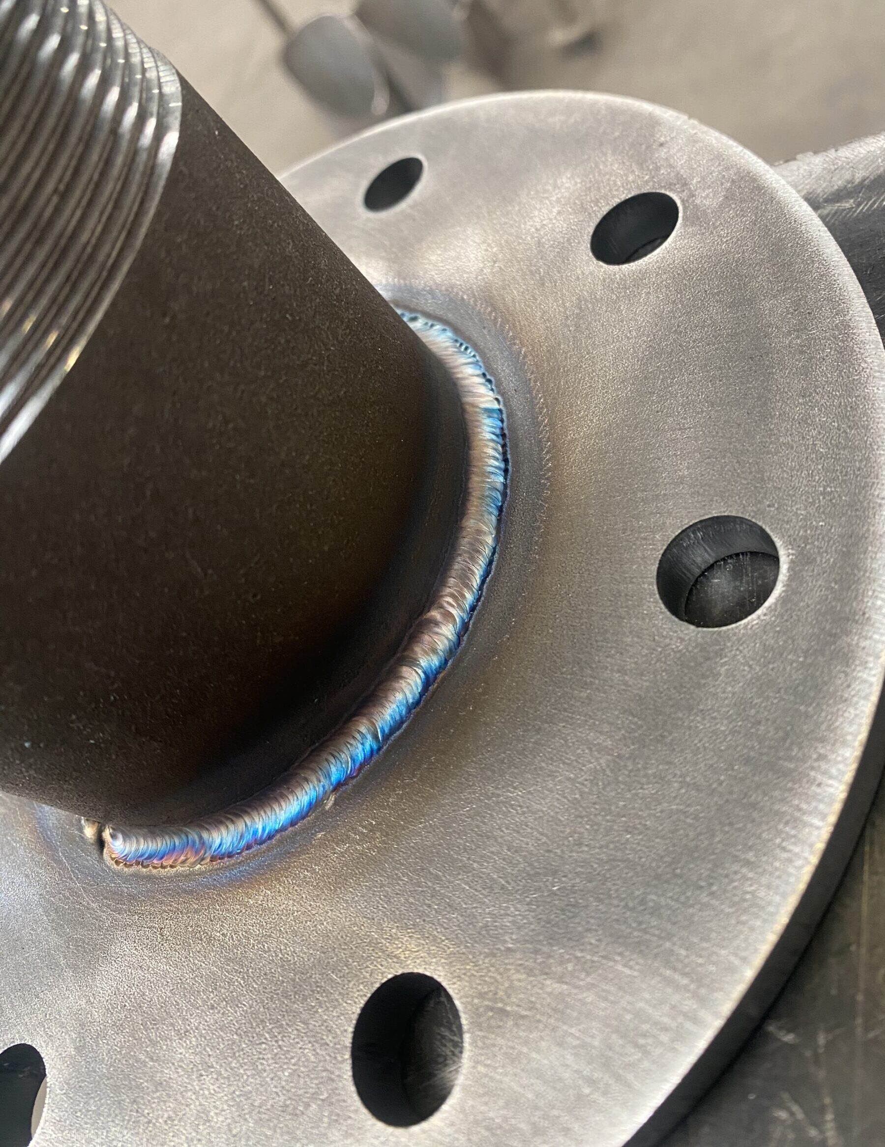 Estructuras de soportación en acero inoxidable instaladas en planta EDAR